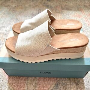 Toms Diana Natural Wedge Mule 9.5